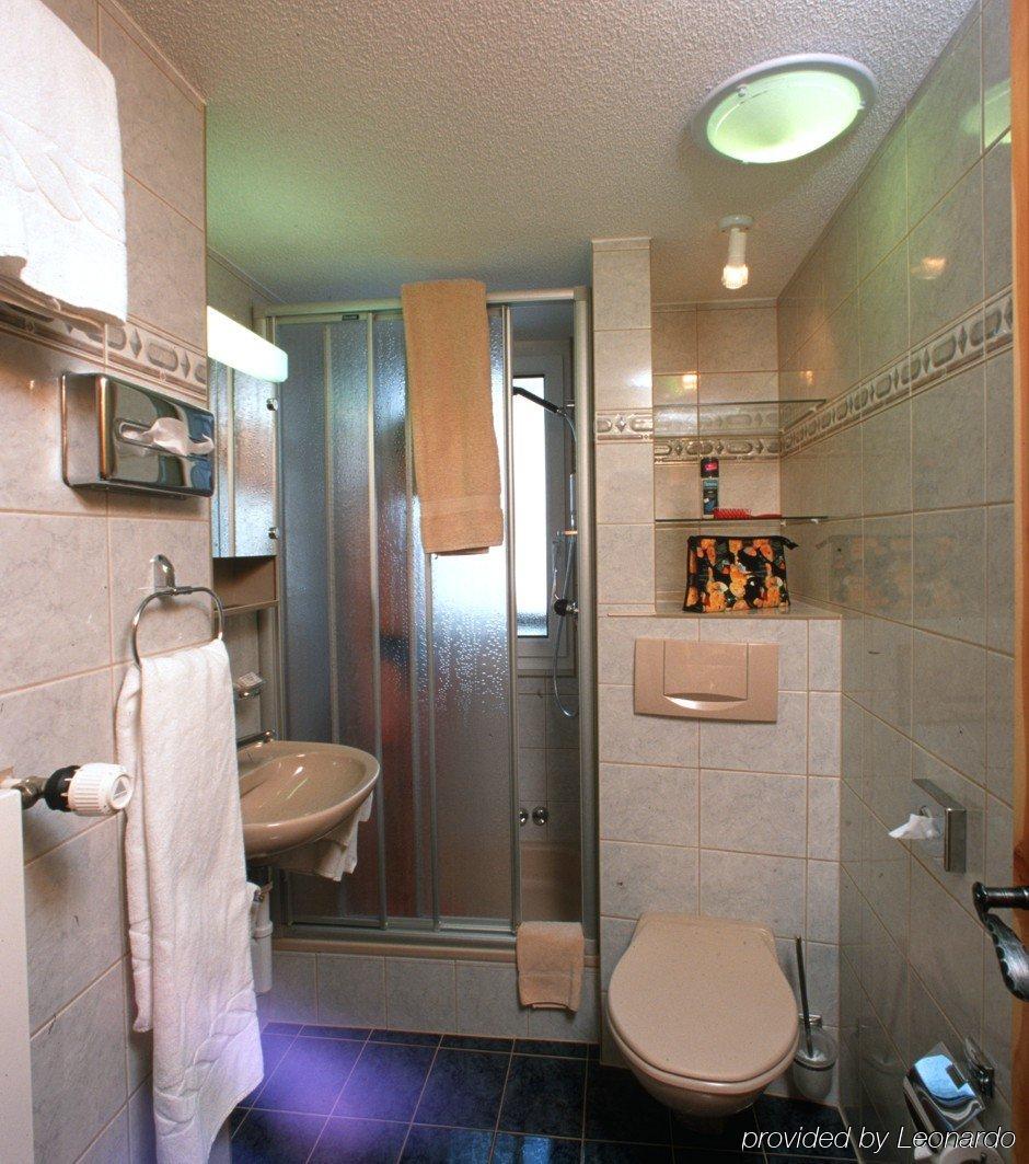 Hotel Walliserhof-Leukerbad-Therme Rom bilde